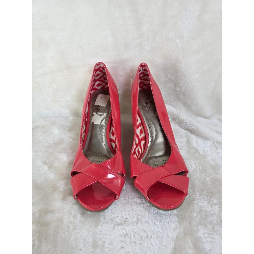 DexFlex Comfort Red Patent Peep Toe Espadrille Wedge‎ Heels Women Size 8.5